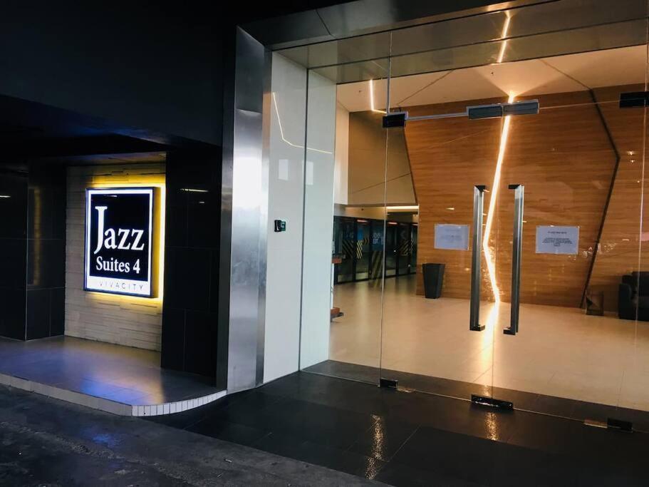 Rohani Jazz Suites 4 @ Vivacity Megamall Kuching Exteriör bild